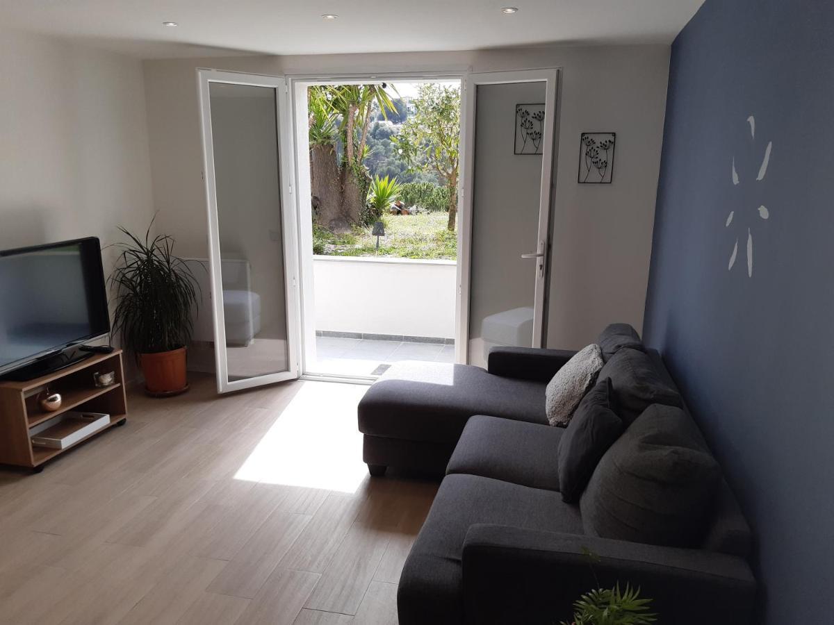 Appartement 3 Pieces Dans Villa Individuelle Falicon Exteriér fotografie